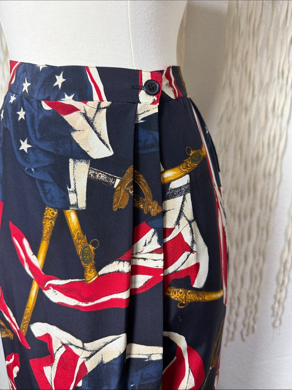 Vintage Jones NY Silk Patriotic Americana Faux Wrap Midi Length Skirt 6 - Picture 2 of 12